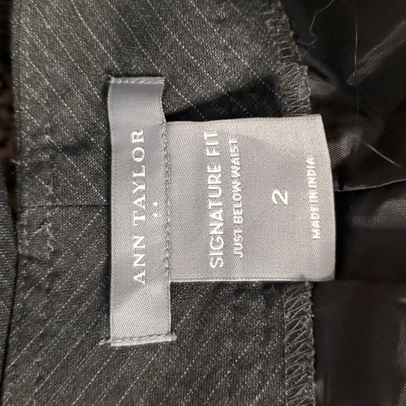 Ann Taylor wide leg dress pants gray pinstripes Sz 2 - Picture 9 of 10